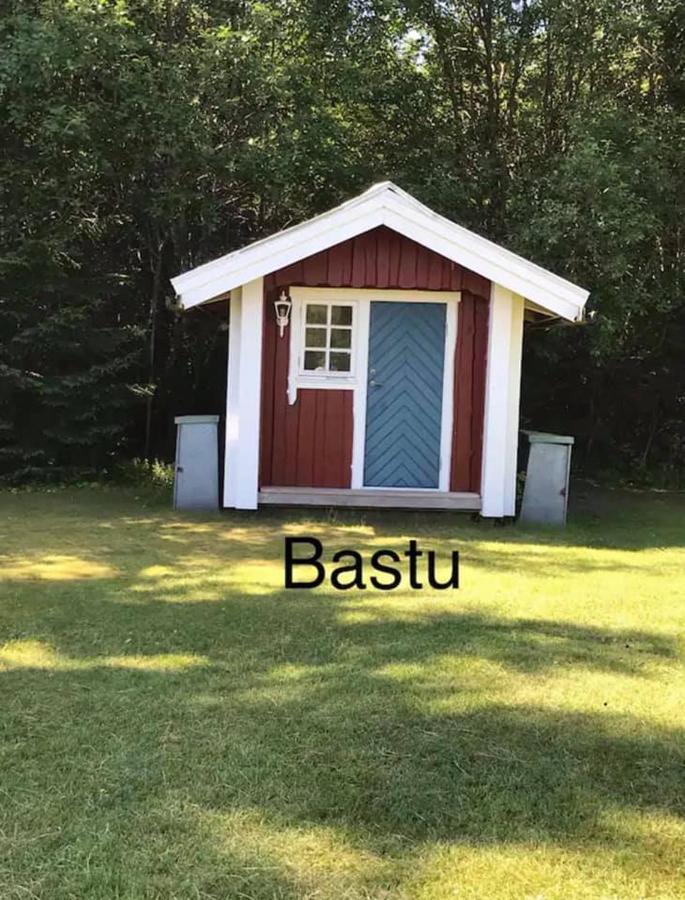 Kaellasens Stuguthyrning Sjotofta المظهر الخارجي الصورة